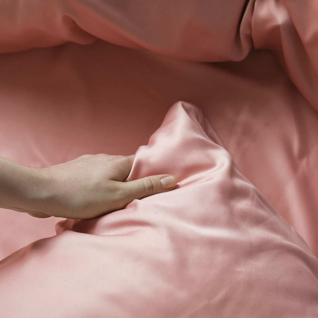 Peinados para dormir: cómo cuidar tu cabello mientras descansas