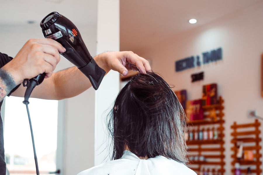 7 mitos sobre el cuidado del cabello - Blog Olistic