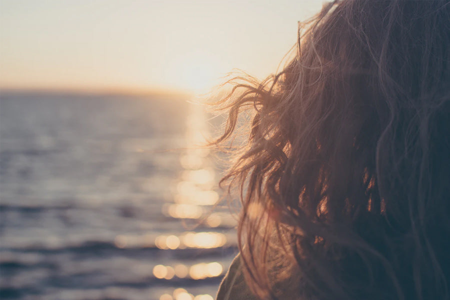 Cómo evitar la caída de pelo en verano - Blog Olistic