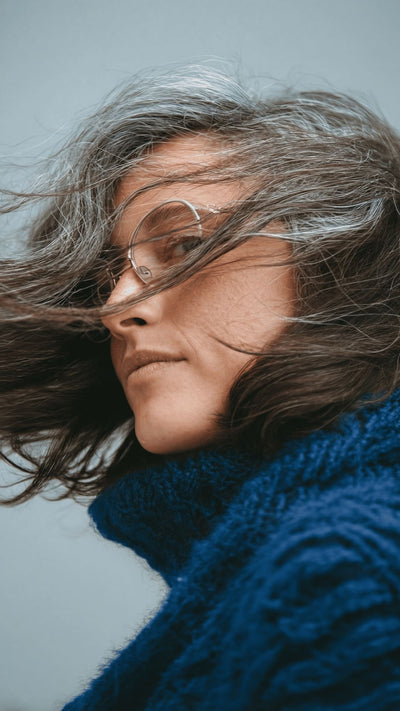 Cómo eliminare i capelli grigi: ciò che puoi davvero fare per migliorare i tuoi capelli
