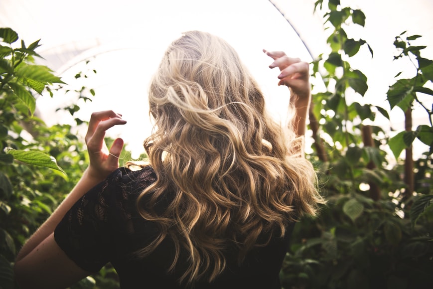 Recomendaciones de tu dermatóloga para un cabello sano y fuerte