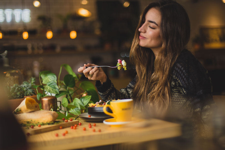 Qué nutrientes te ayudan a proteger tu cabello del frío - Blog Olistic