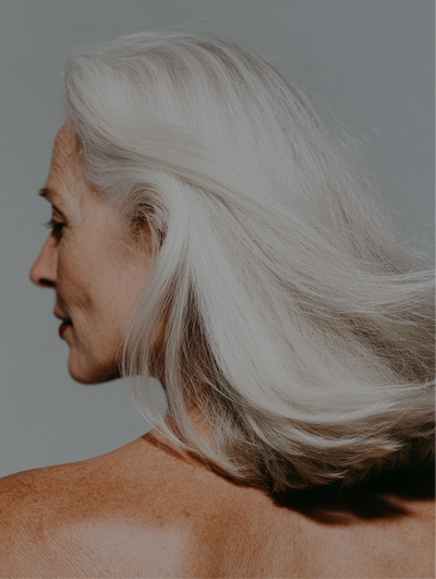 Cómo disimular las canas: trucos eficaces sin renunciar a tu estilo